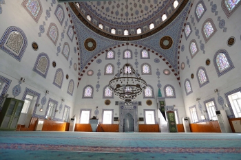 HZ. EBUBEKİR CAMİİ