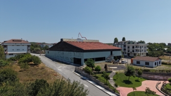 KARLIBAYIR KAPALI PAZAR