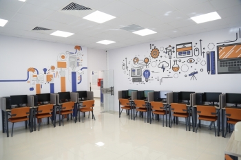 Sezai Karakoç Kütüphanesi 