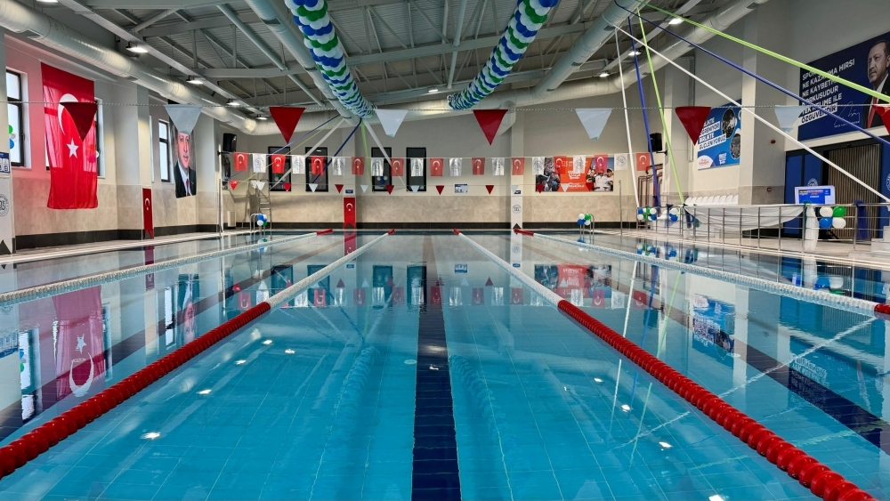 Aktoprak Bahtiyar Sağlam Kapalı Yüzme Havuzu