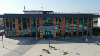 Sezai Karakoç Kütüphanesi 