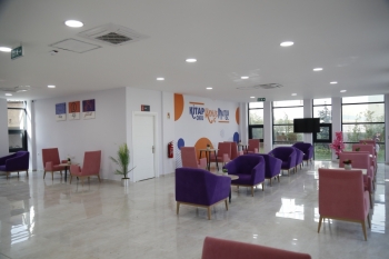 Sezai Karakoç Kütüphanesi 