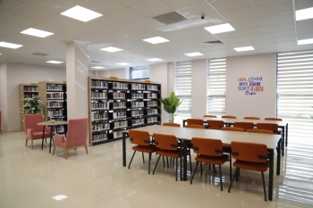 Sezai Karakoç Kütüphanesi 