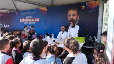 Minik Dahiler Rami’de Bilimle Buluştu