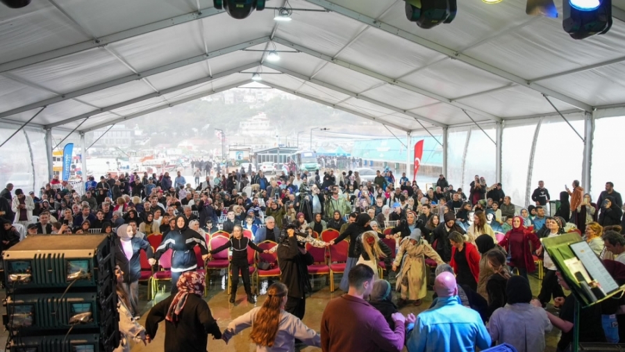 Karadeniz’in Bereketini Karaburun’da Palamut Festivali’yle Buluşturduk