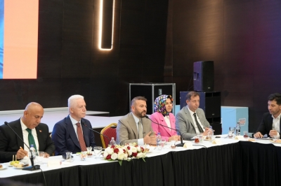 Muhtarlarla İstişare Toplantısı İstanbul Valisi Davut Gül’ün Katılımlarıyla Yapıldı