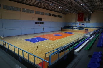 Arnavutköy Kapalı Spor Salonu