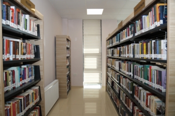 Sezai Karakoç Kütüphanesi 