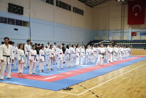Arnavutköy Belediyesi, Elit Karate Sporcularını Ağırladı
