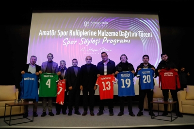 Arnavutköy’de Amatör Spor Kulüplerine Malzeme Yardımı Yapıldı