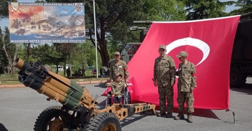 Arnavutköy'de Engelli Bireyler Askerlik Heyecanı Yaşadı